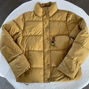 NWOT Patagonia Silent Down Jacket Women's Size M Retail $269! Style 27935